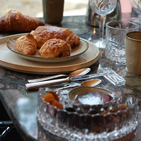 Bed & Breakfast Maison Joyeusete, Cite De Carcassonne 7 Min, Piscine 20m Chauffee Toute L'annee, Clim, Parking Berriac