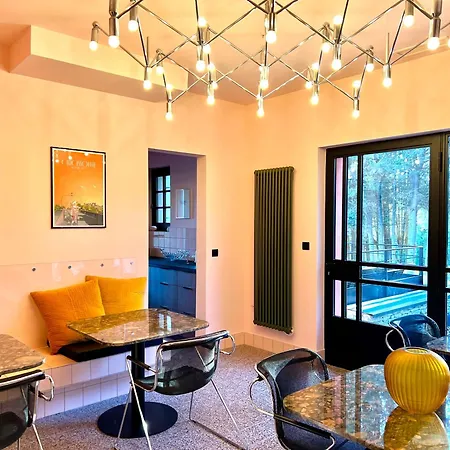 B&B Maison Joyeusete, Cite De Carcassonne 7 Min, Piscine 20m Chauffee Toute L'annee, Clim, Parking 4*