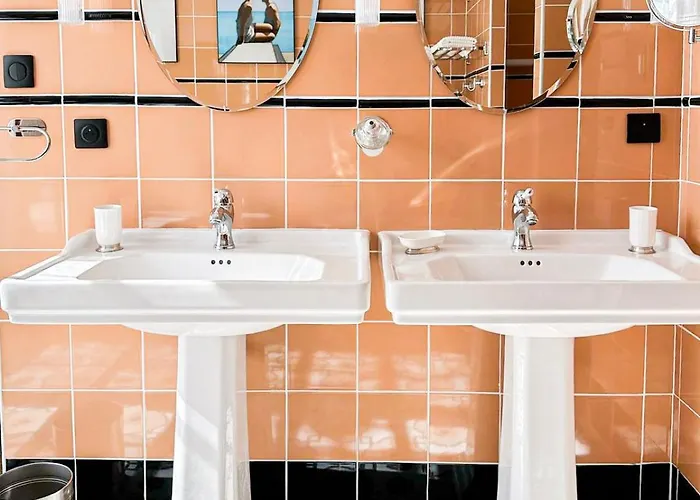Maison Joyeusete, Cite De Carcassonne 7 Min, Piscine 20m Chauffee Toute L'annee, Clim, Parking Berriac