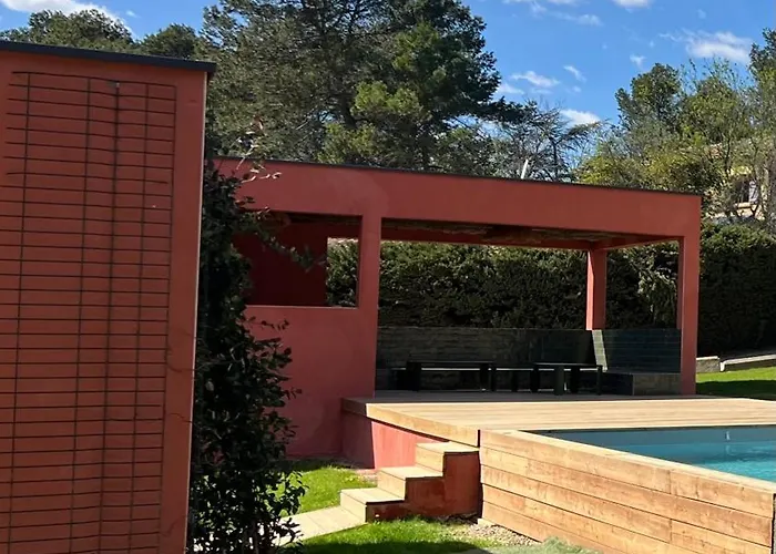 Maison Joyeusete, Cite De Carcassonne 7 Min, Piscine 20m Chauffee Toute L'annee, Clim, Parking Bed and Breakfast